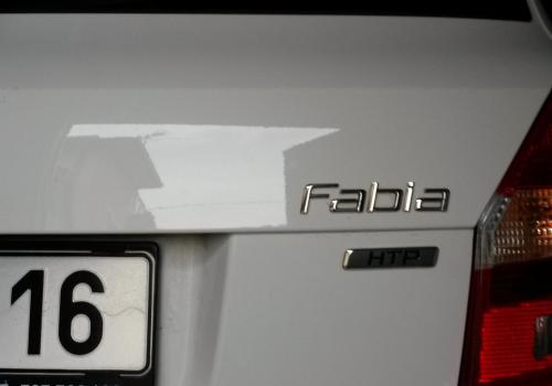 Auto logo